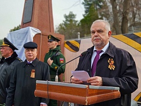 В Душанбе открыли стелу красноармейцам, погибшим в Великой Отечественной войне